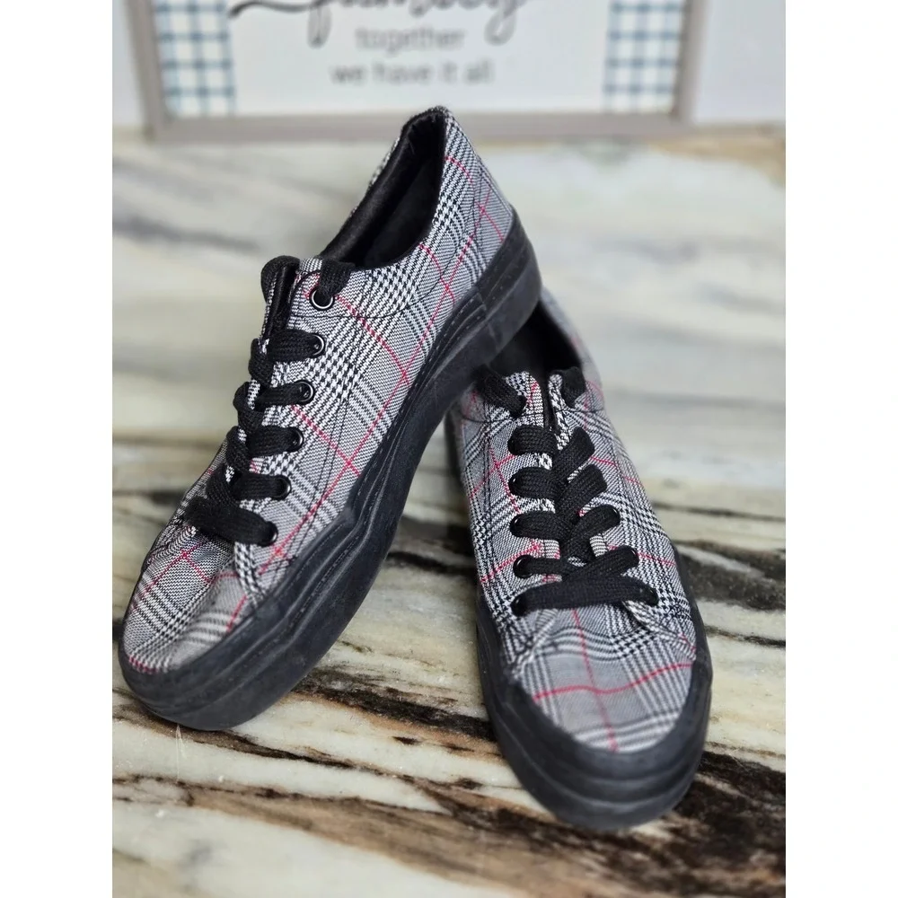RDxCaligirls Fender Glen Plaid Low Top Platform Sneakers‎ Grey Red Black US 8.5